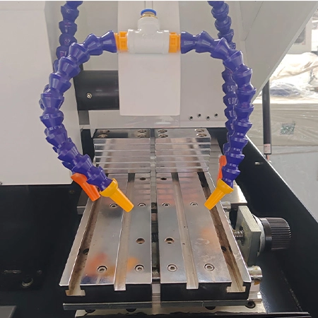 QG-100Z金相试样切割机 - 立地一体式,自动/手动切割,液晶屏控制,精密切割